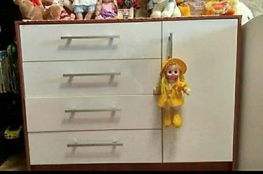 Продаю камод в идеальном состоянии не царапан не бит все в идеале