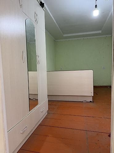 Бөлмөлөр: 15 м², Толугу менен эмереги бар — 3