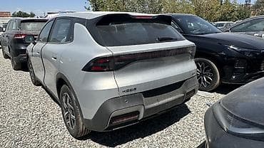 geely e5: Changan Qiyuan Q05: 2026 г., Автомат, Электромобиль, Кроссовер — 3
