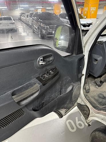 yto traktor: Kia BONGO: 2019 г., 2.5 л, Механика, Дизель, Фургон — 4