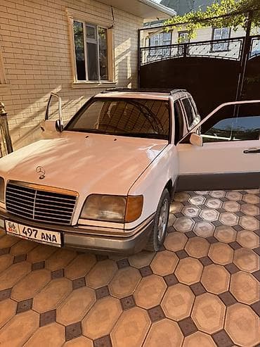 Mercedes-Benz W124: 1993 г., 2 л, Универсал — 2
