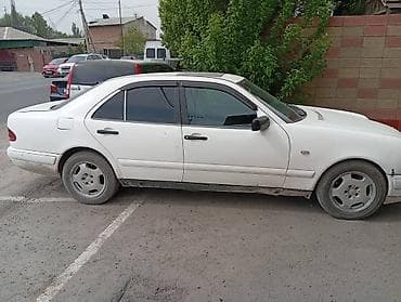 Mercedes-Benz E-Class: 1995 г., 3.2 л, Автомат, Газ, Седан at lalafo.kg Mercedes-Benz E-Class: 1995 г., 3.2 л, Автомат, Газ, Седан