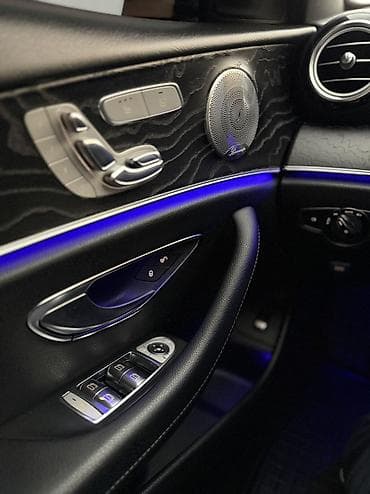 Продажа авто: Mercedes-Benz E-Class: 2017 г., 2 л, Автомат, Бензин, Седан — 9