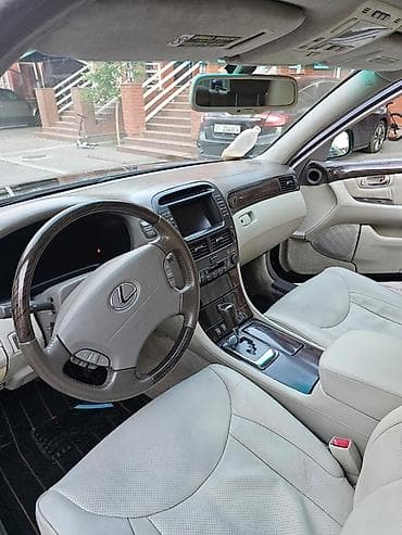 автомобиль лексус: Lexus LS: 2004 г., Автомат, Бензин, Седан — 5