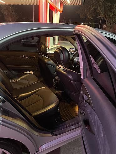 е 52: Mercedes-Benz E-Class: 2002 г., 3.2 л, Типтроник, Бензин, Седан — 10