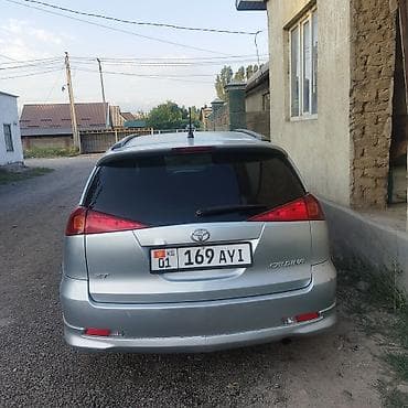 Toyota Caldina: 2003 г., 2 л, Автомат, Бензин, Универсал — 6