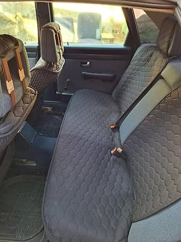 Унаа: Audi 100: 1990 г., 1.8 л, Кол менен иштөөчү, Бензин, Седан — 6