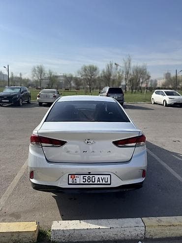 Hyundai Sonata: 2019 г., 2 л, Автомат, Газ, Седан