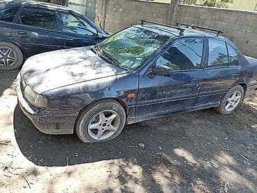 lada 2101: Седан с аэродинамическим спойлером на крышке багажника. Темно-синий — 3