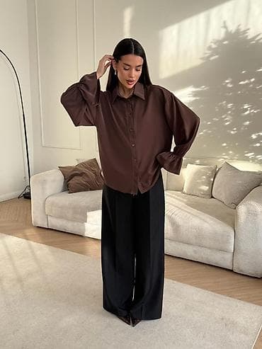 рубашка в клетку: Блуза свободного кроя в шоколадном цвете. Есть размеры S,M - Фасон — 4