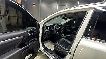 camry 2010: Toyota Highlander: 2019 г., 3.5 л, Автомат, Гибрид, Кроссовер — 7
