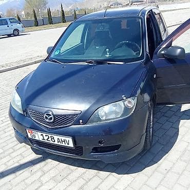 бу чехлы: Mazda Demio: 2005 г., Ручные, Хэтчбэк — 2