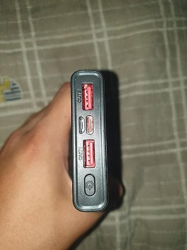 Техника и электроника: Портативный аккумулятор (power bank) 35W с дисплеем - Встроенный — 2