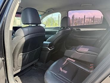 byd e7: Hyundai Grandeur: 2020 г., 2.4 л, Автомат, Гибрид, Седан — 9
