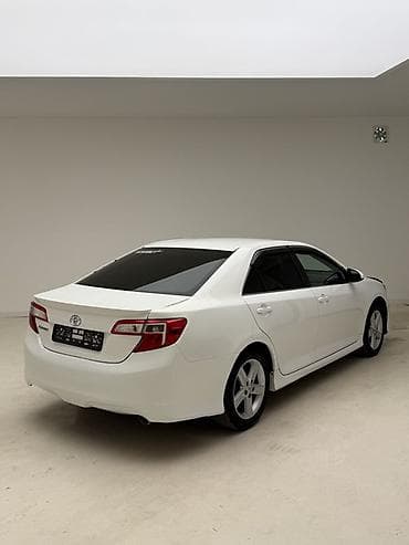 Унаа сатуу: Toyota Camry: 2012 г., 2.5 л, Автомат, Бензин, Седан — 1