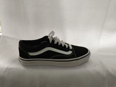 Продаю. кроссовки /новые/