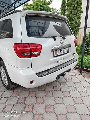 секво: Toyota Sequoia: 2017 г., 5.7 л, Типтроник, Газ, Внедорожник — 3