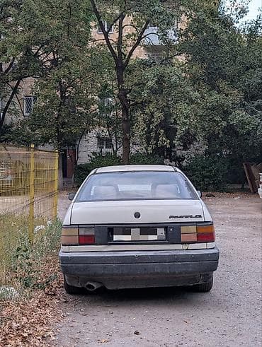 transporter multivan: Volkswagen Passat: 1991 г., 1.8 л, Механика, Бензин, Седан — 4