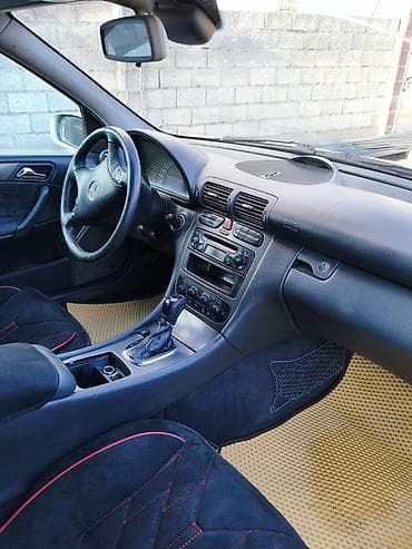 16 сешка: Mercedes-Benz C-Class: 2002 г., 2 л, Автомат, Бензин, Седан — 9