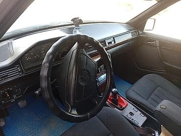 корзина мерс: Mercedes-Benz W124: 1994 г., 2 л, Ручные, Бензин, Седан — 7