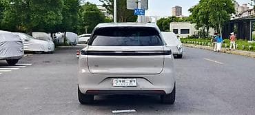 launch pro: Lixiang L6: 2024 г., 1.5 л, Автомат, Гибрид, Кроссовер — 3