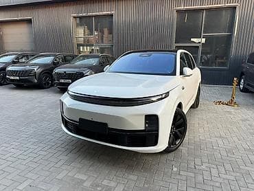 Lixiang: Lixiang L8: 2023 г., Электромобиль, Кроссовер — 2