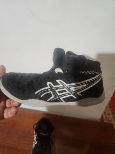Продам борцовку Asics - Цвет: черный с белыми элементами и