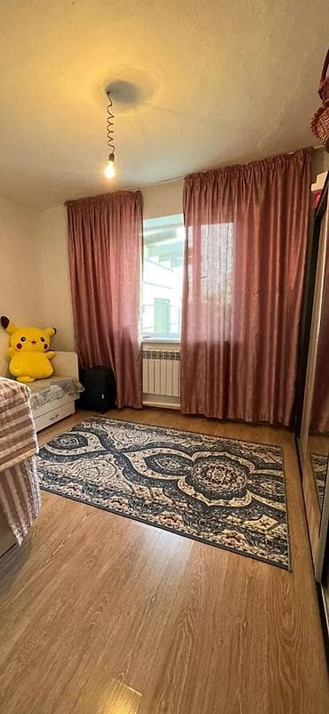 токмок кун чыгыш: 65 м², 4 бөлмө, Забор, тосулган — 4