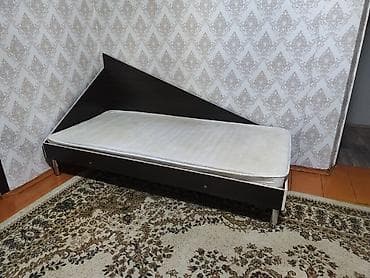 крафат: Односпальная кровать в хорошем состояние. Размер: 2х90 — 3