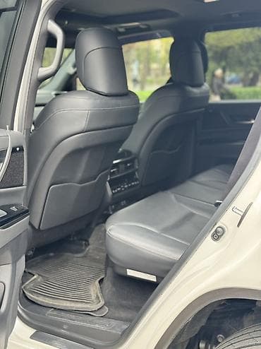 радиятор: Lexus LX: 2023 г., 3.5 л, Автомат, Бензин, Внедорожник — 9