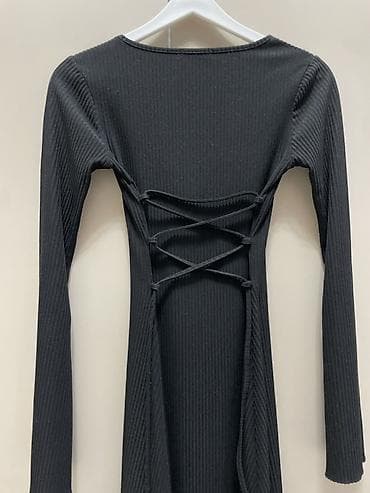 вязаное платье: Черное платье из трикотажа в рубчик. - Длина: мини/средняя по колено — 2