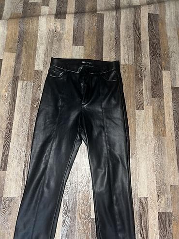 Брюки: Женские брюки из кожи Zara - Цвет: черный, матовый. - Посадка — 1