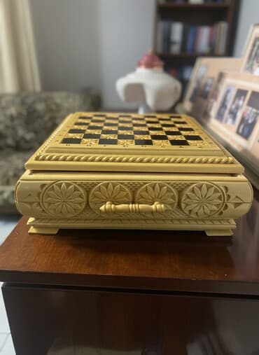 Шахматы и нарды с шахматами ручной работы !! Размеры разные и цены