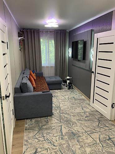 продаю квартира киркомстрой: 2 комнаты, 42 м², Индивидуалка, 3 этаж, Дизайнерский ремонт — 1