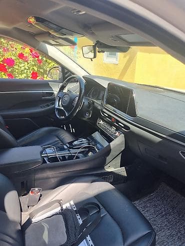 Hyundai Sonata: 2019 г., 2 л, Автомат, Бензин, Седан — 4