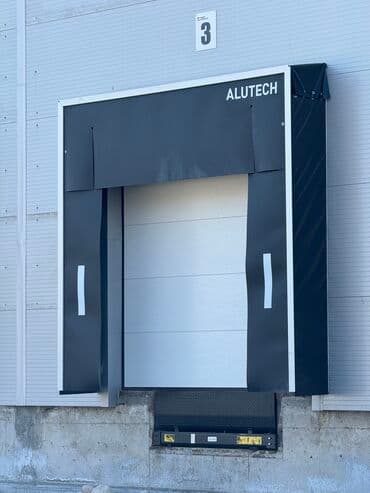 уплотнитель дверей: Другая фурнитура и комплектующие для ворот Новый — 2