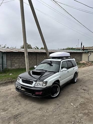 Subaru Forester: 2000 г., 2 л, Механика, Бензин, Кроссовер