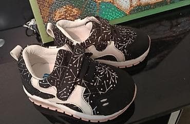 Боди: Детские кроссовки (уточняйте по стельке, на фото видно компактную — 1