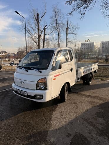 портер2 126: Hyundai Porter: 2017 г., 2.5 л, Механика, Дизель, Фургон — 1