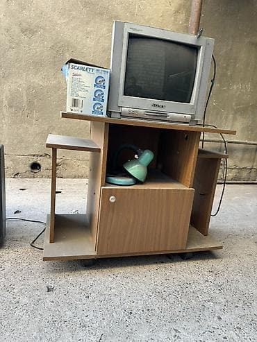 кабель для тв приставки: Телевизионный комплект ретро-техники и тумба: - Телевизор Panasonic — 3