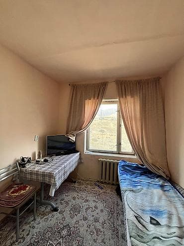 квартира на караколе: 3 комнаты, 56 м², 106 серия, 4 этаж, Косметический ремонт — 3