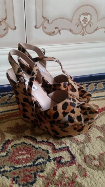 кроксы крокс crocs: Очень крутые леопардовые босоножки steve madden размер 37. можно — 1