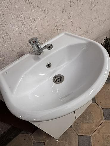 шкафы прихожая: Тумба для ванны, С раковиной, Другой материал, цвет - Белый — 2