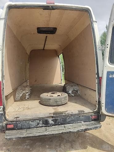авто ижара: Жеңил жүк ташуучу унаа, Mercedes-Benz, Стандарт, 3 т, Колдонулган — 7