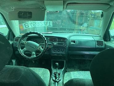 ешка 3 2: Volkswagen Golf: 1992 г., Хэтчбэк — 5