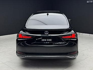 leksus is: Lexus ES: 2021 г., 2.5 л, Автомат, Бензин, Седан — 5