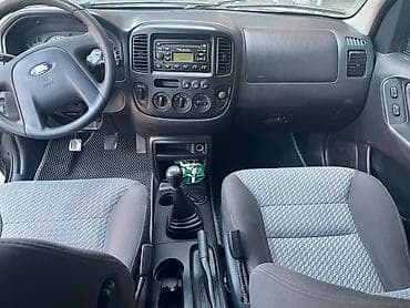 maveric: Ford Maverick: 2002 г., 2 л, Механика, Бензин, Кроссовер — 5