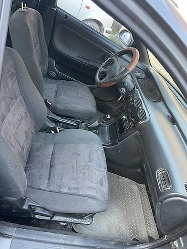 вампер 124: Mazda 626: 1995 г., 2 л, Ручные, Бензин, Седан — 6