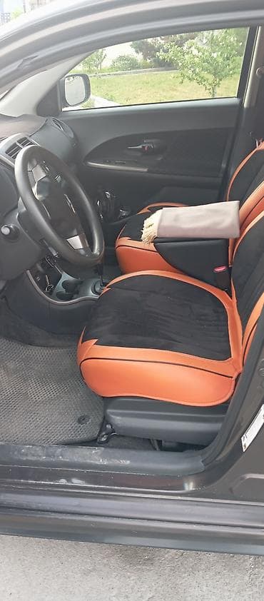 ls 470: Toyota Ist: 2010 г., 1.8 л, Автомат, Бензин, Хэтчбэк — 10