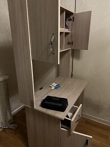 стол компьютерный письменный: Компьютерный стол, Б/у, С полками — 3